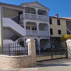 Guest House Casa Mia - Rooms & Apartments